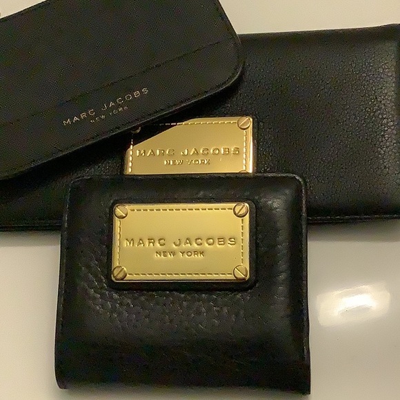 Marc Jacobs 3 wallets. - Picture 2 of 6